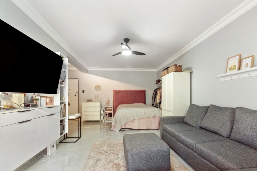 To Let 0 Bedroom Property for Rent in Mouille Point Western Cape